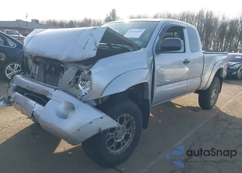 2005 Toyota Tacoma Base V6 z USA, uszkodzony, nr VIN 5TEUU42N65Z073953